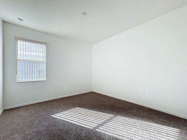 Building Photo - Pool Home-Bella Lago-3786 Eagle Isle Kissimmee FL 34746