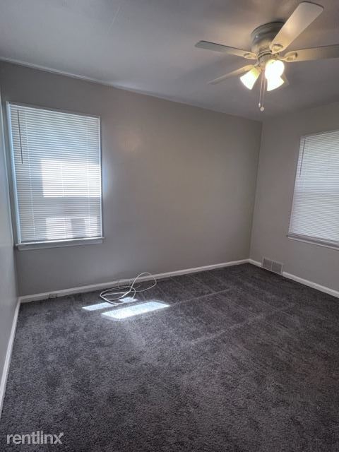 Building Photo - 2 br, 1 bath House - 24308 Schroeder Ave