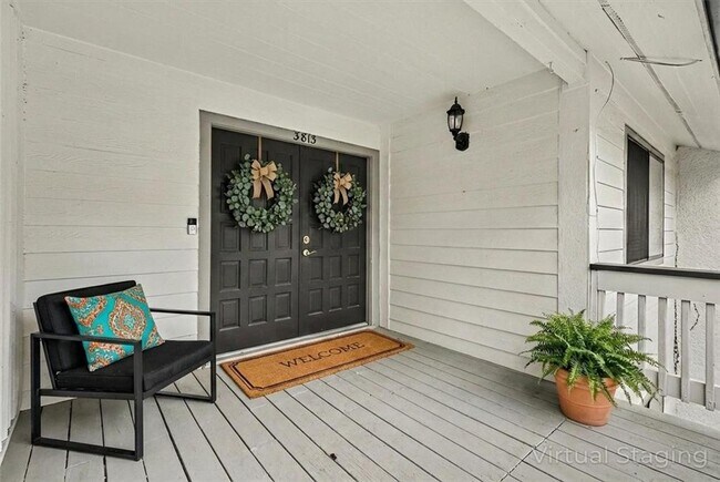 Building Photo - 3813 Paces Ferry W