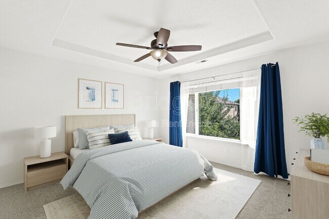 Building Photo - 2136 NE 13th Ave