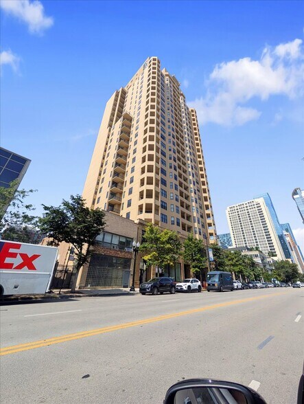 Building Photo - 1464 S Michigan Ave