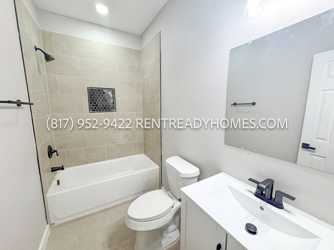 Building Photo - 6534 Myrtle St