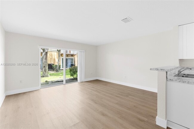 Building Photo - 3178 SW 128th Terrace