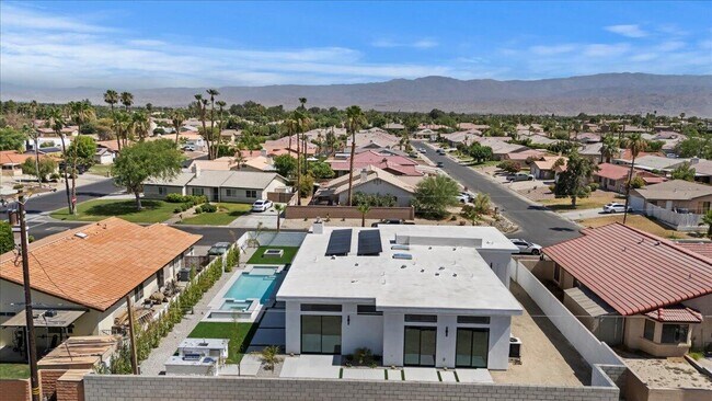 Building Photo - 78525 Orcabessa Dr