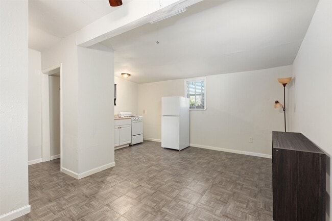 Building Photo - 1708 Market St