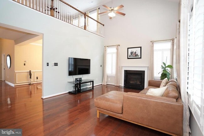 Building Photo - 20779 Crescent Pointe Pl