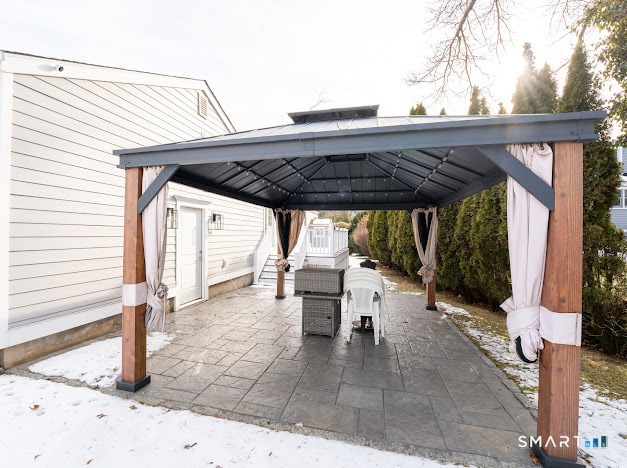 Building Photo - 15 Ridgebrook Dr