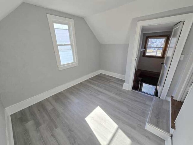 Building Photo - 3504 Chesapeake Blvd