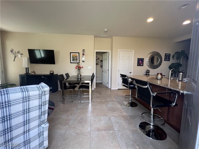 Building Photo - 2741 Crystal Blue St