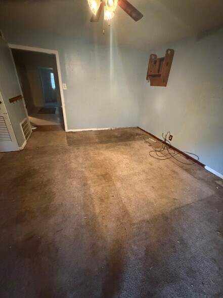 Building Photo - 1404 Cody St
