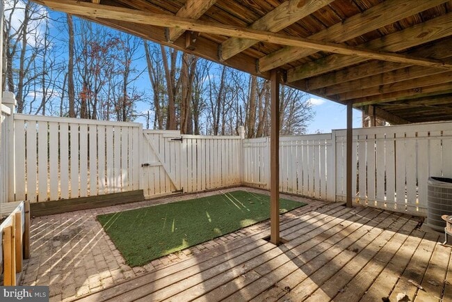 Building Photo - 1481 Autumn Ridge Cir