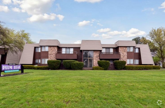 Building Photo - 5560 Heatherdowns Blvd
