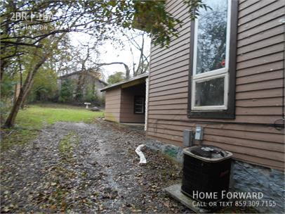 Building Photo - 526 Hanson St