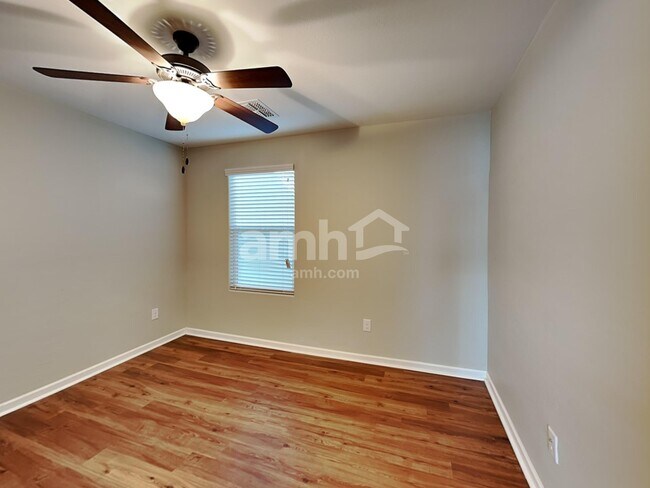 Building Photo - 20725 W Point Ridge Rd