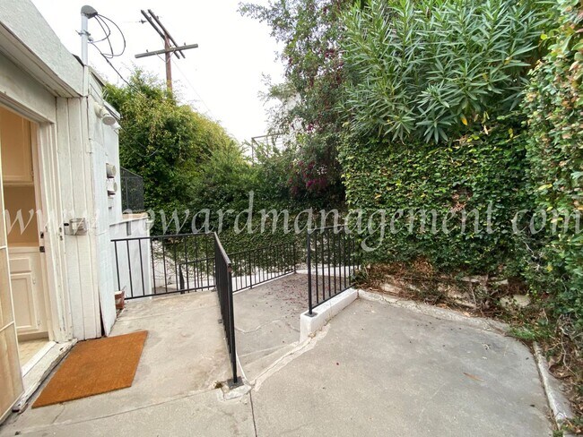 Building Photo - 02025FO