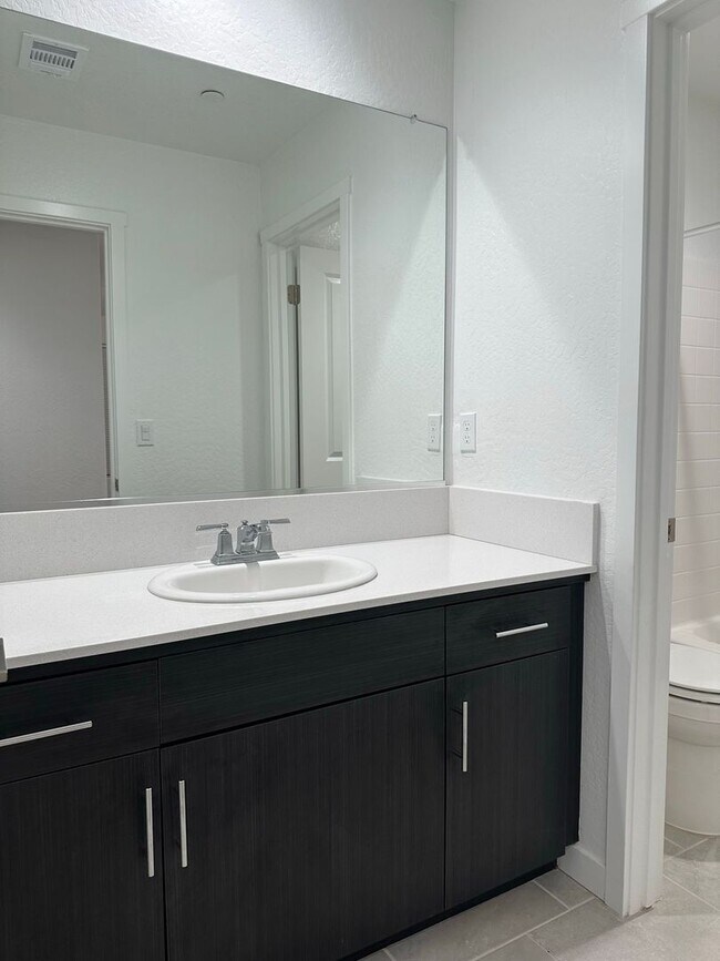 Building Photo - Welcome To This Charming Two-Story Home Ne...