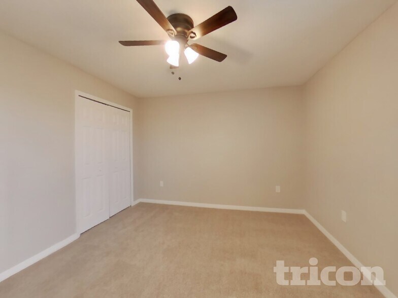 Building Photo - 5095 Brilliance Cir