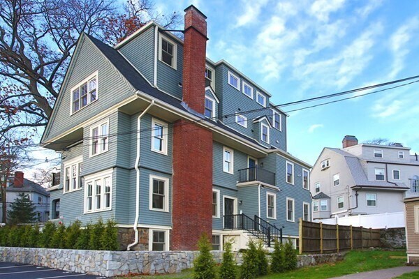 Building Photo - 15 Lanark Rd