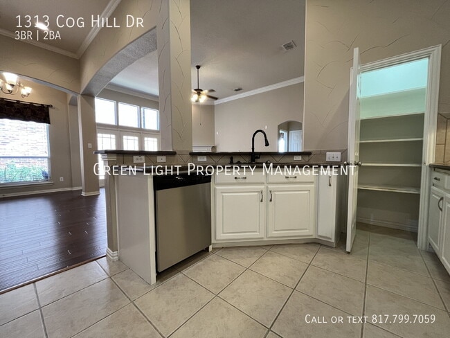 Building Photo - 1313 Cog Hill Dr
