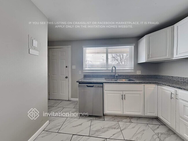 Building Photo - 1410 S Depew St