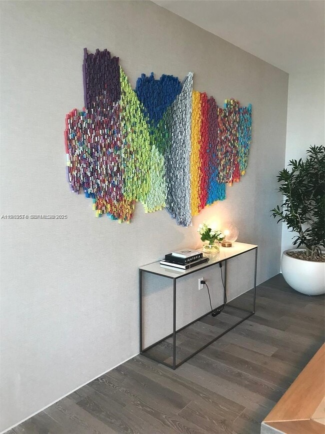 Building Photo - 650 NE 32nd St