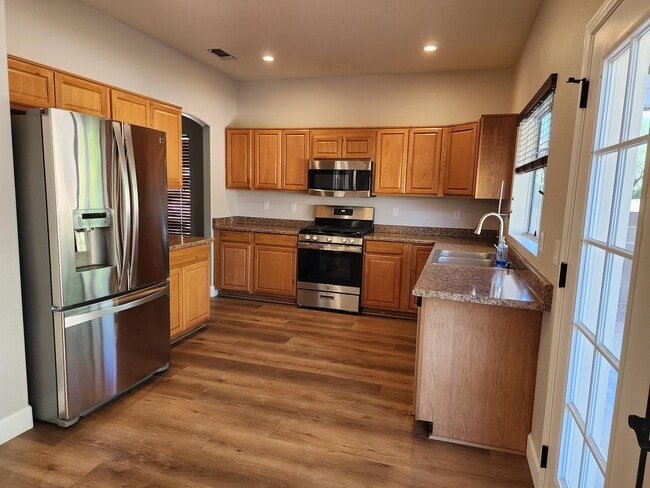 Building Photo - 7775 E Castle Valley Way