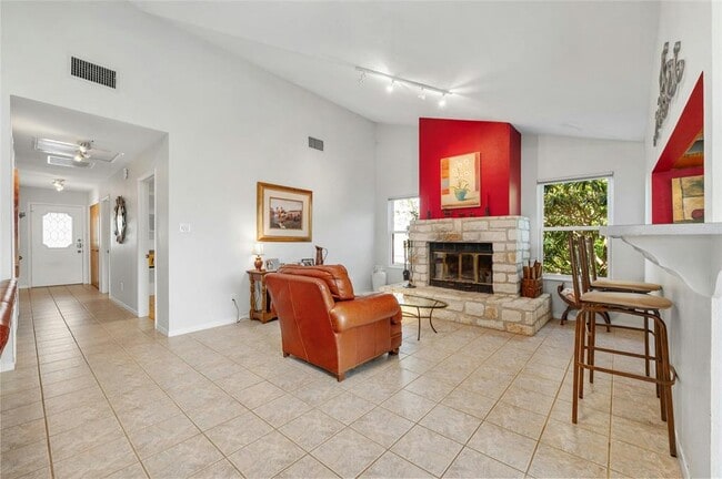 Building Photo - 5511 Arroyo Rd