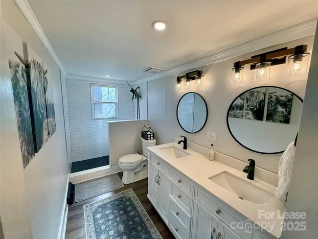 Building Photo - 120 S East Ave