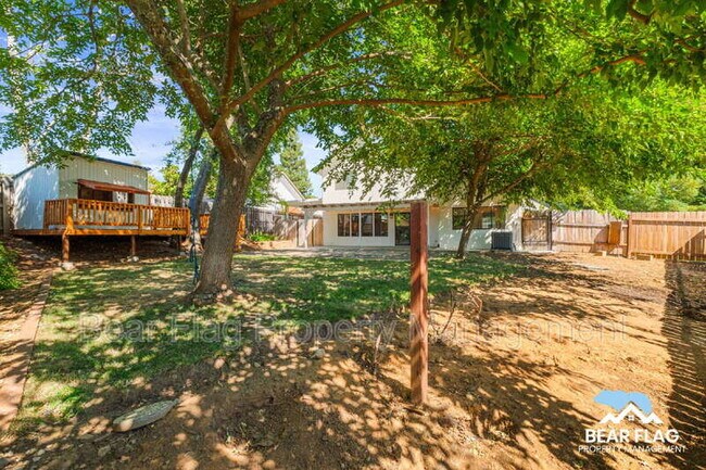 Building Photo - 1601 Wyndham Way