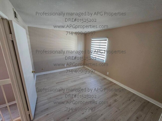 Building Photo - 2000 W Palmyra Ave