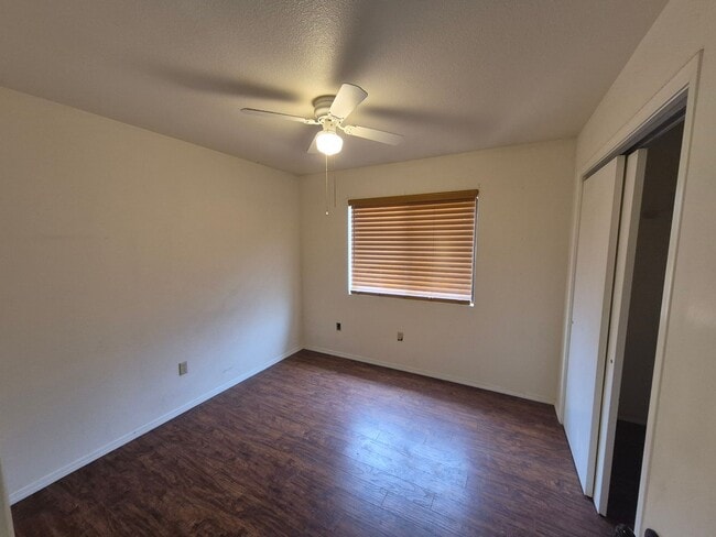Building Photo - Charming 3 Bedroom 1.5 Bathroom home