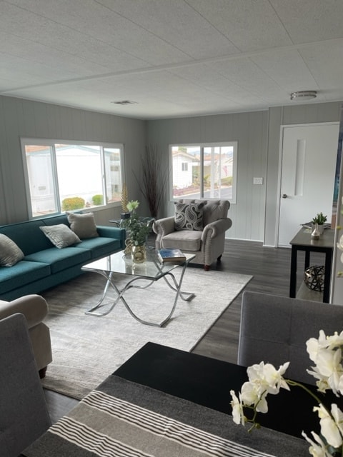 Building Photo - 1195 La Moree Rd