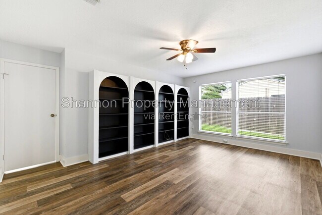 Building Photo - 16625 Ivy Grove Dr