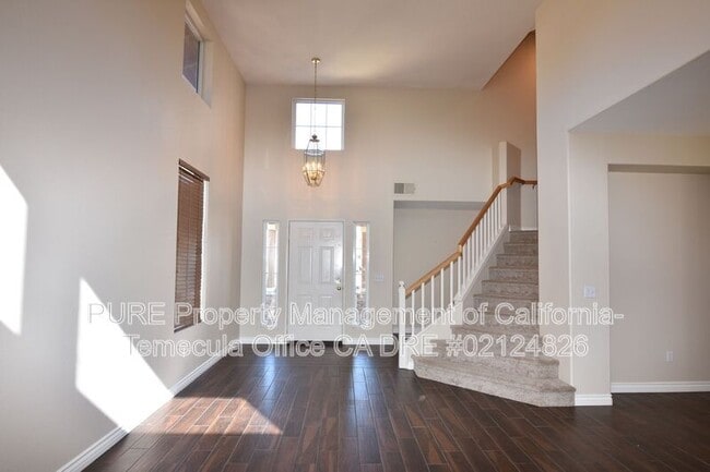 Building Photo - 45093 Corte Camellia