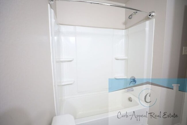 Building Photo - Beautiful 3 bed / 2 bath home - Nettleton!!