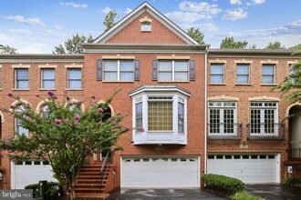 Building Photo - 10555 Tuckerman Heights Cir