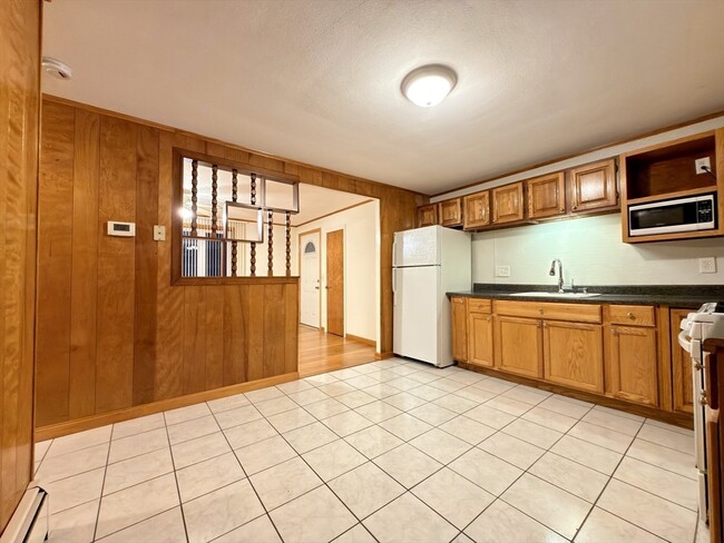 Building Photo - 45 Kinglet Dr