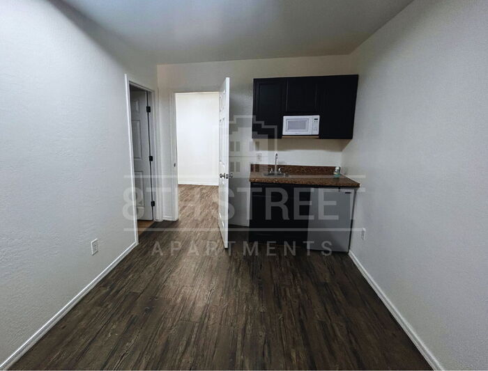 Building Photo - 3333 W 8th St