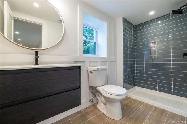 Building Photo - 62 Central Ave