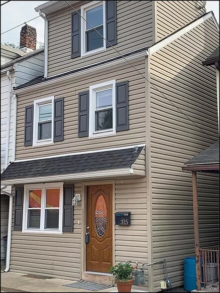 Primary Photo - 315 Brodhead St