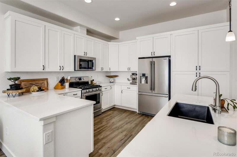 Building Photo - 12246 Blue Fir Ct