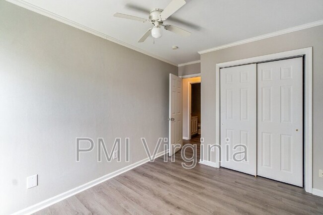 Building Photo - 1151 Hillock Crossing