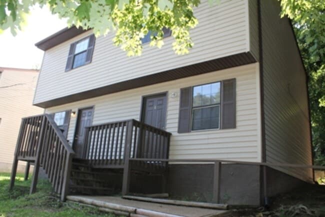 Building Photo - 306A Gillespie Rd