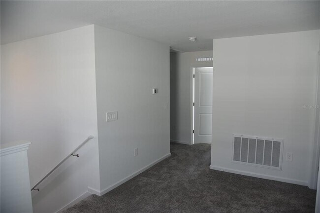 Building Photo - 553 Bell Prairie Cir