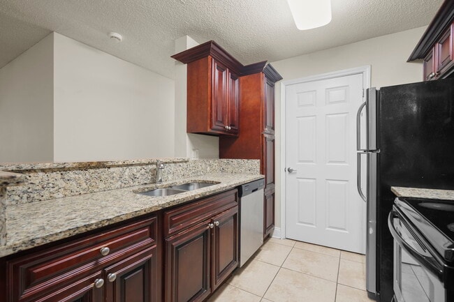 Building Photo - 4208 Santa Fe Pkwy