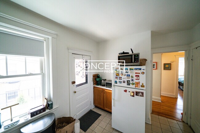 Building Photo - 56 Selkirk Rd