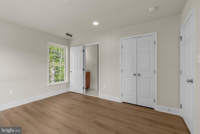 Building Photo - 9724 Centennial Meadows Ln