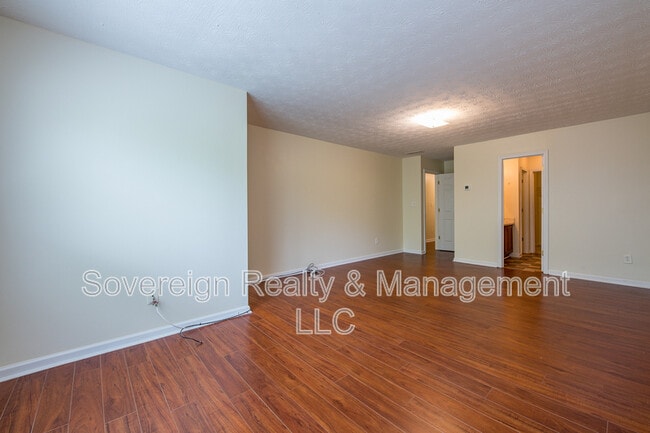 Building Photo - 3716 Harvest Dr