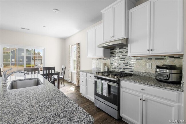 Building Photo - 13507 Enon Oaks Pl