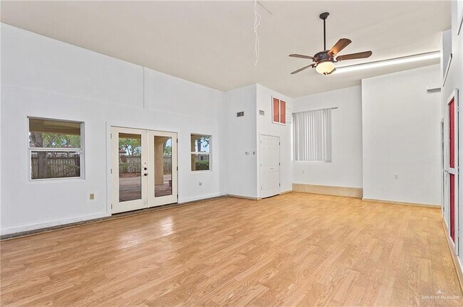 Building Photo - 8400 N 29th St